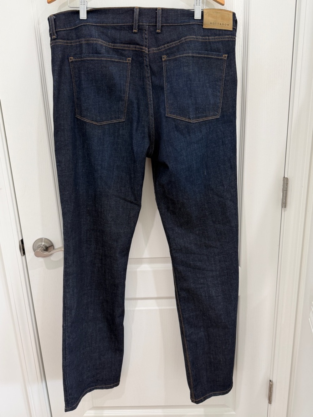 Mott & Bow Men's Relaxed Dark Indigo Jeans